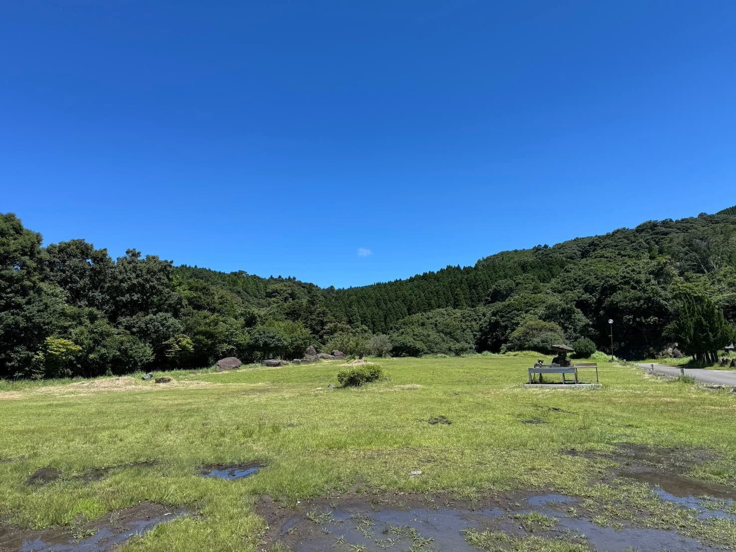 霧島の森に広がる旅の湯のキャンプ場